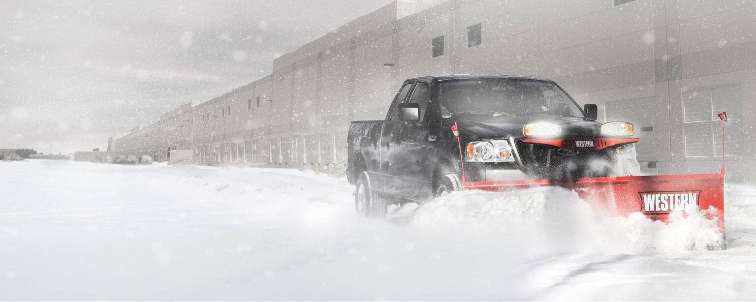 HTS™ HalfTon Straight Blade Snow Plow WESTERN®