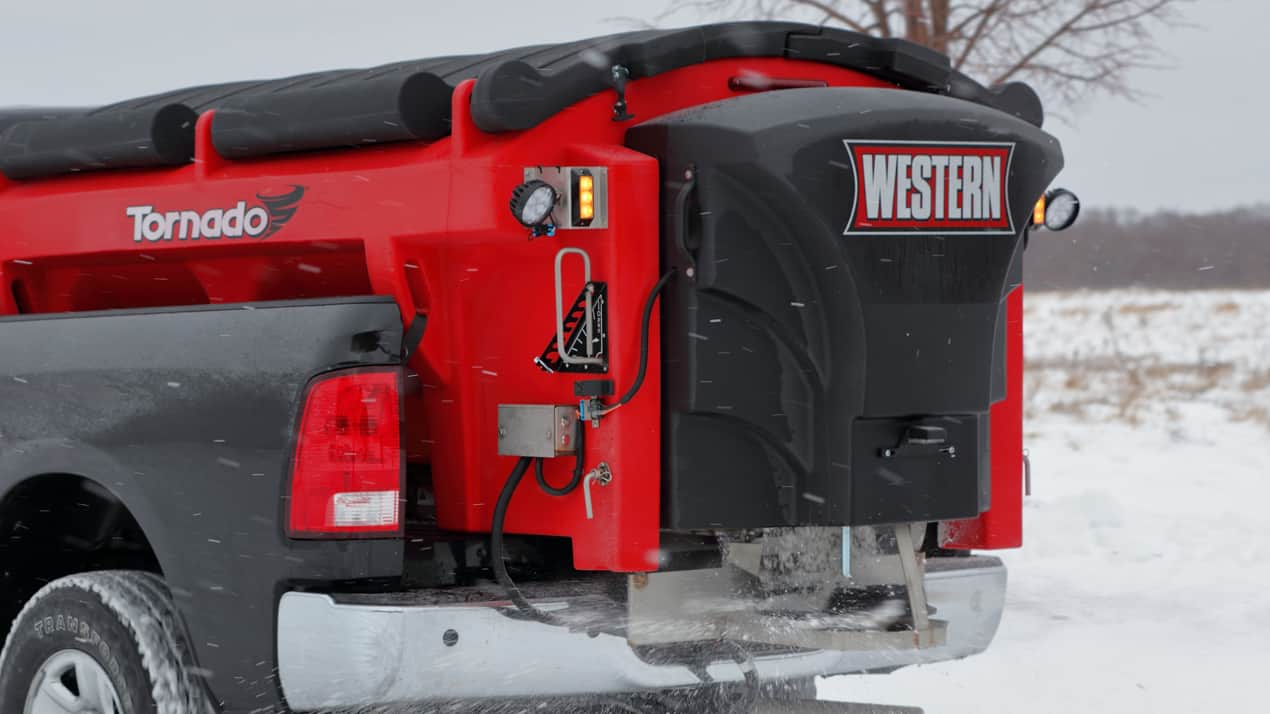 Tornado™ Poly Hopper Broadcast Spreader WESTERN®
