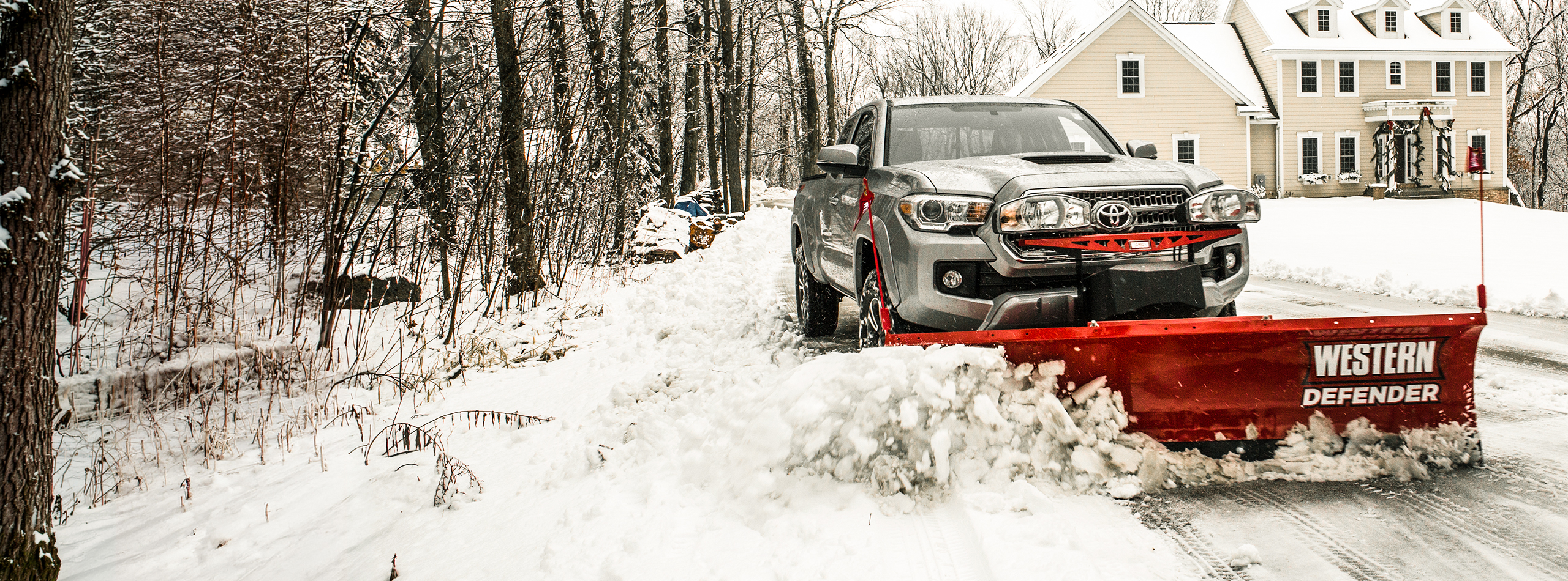 DEFENDER straight blade snowplow
